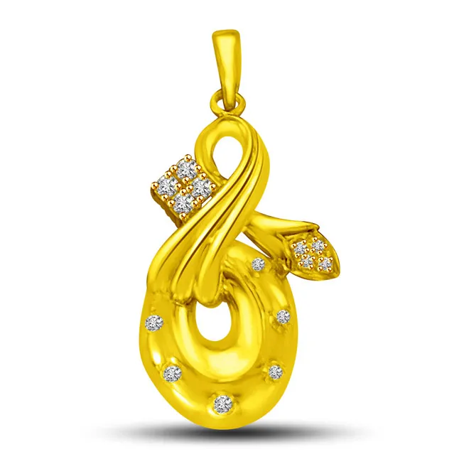 LOVE FORTUNE : 18kt Yellow Gold & Real Diamond Pendant for Her (P869)