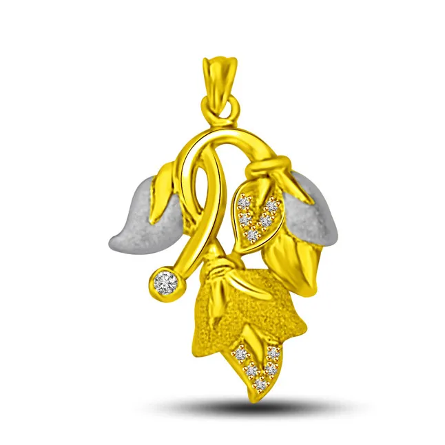 Unquestionable Appeal Two Tone Real Diamond & Gold Leaf 18kt Pendant for Her (P873)