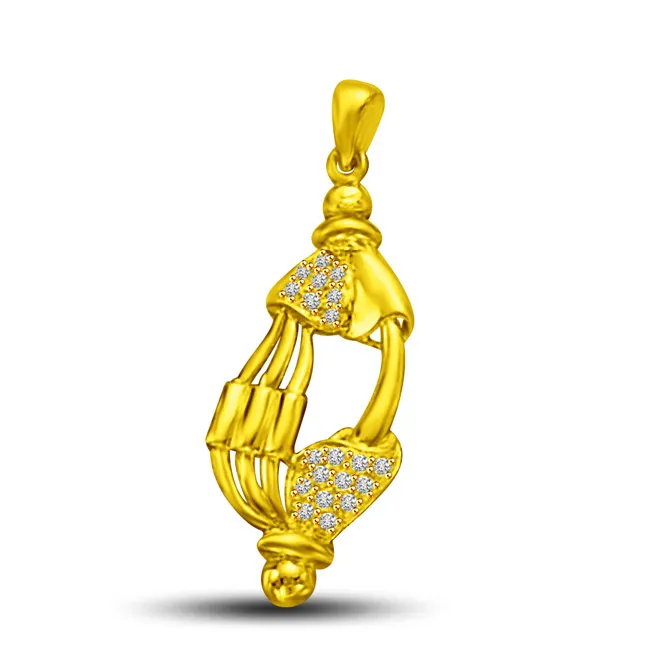 Elegant Design Delicate Real Diamond & Gold Pendant for My Love (P879)