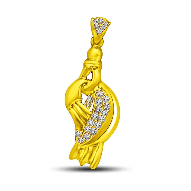 Playing Music with Real Diamonds 18kt Gold Pendant for Her (P885)