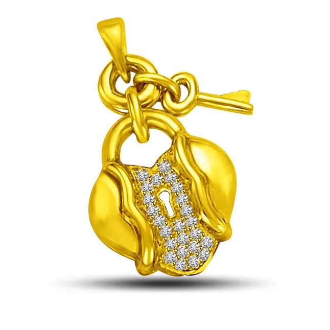 Heart Lock and Key Delight - 0.10cts 18kt Yellow Gold & Real Diamond Pendant for my Princess (P893)