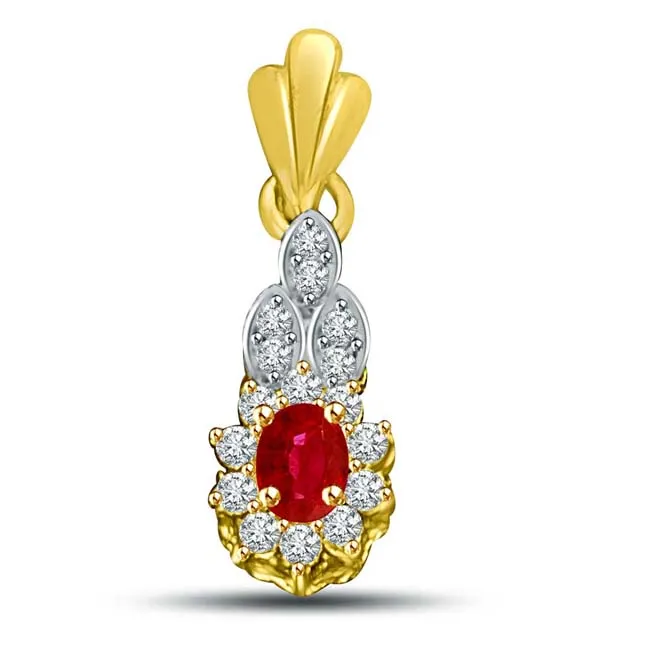 Oval Red Ruby Surrounded by White Diamond & 18kt Yellow Gold Pendant (P911)