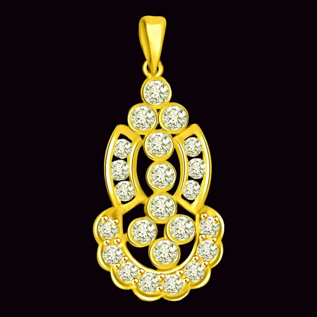 You are Apple of my Eye:18kt Yellow Gold & Real Diamond Pendant (P1000)