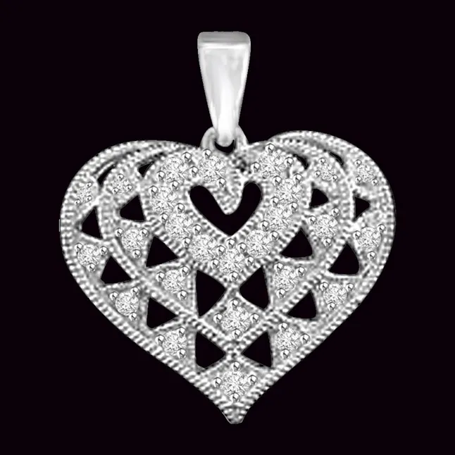 Fine White Gold Engraved Real Diamond Heart Pendant for Her (P1021)