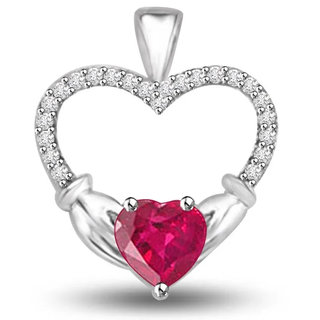 Unbelievable Heart Shaped Pendants Of Ruby Diamonds