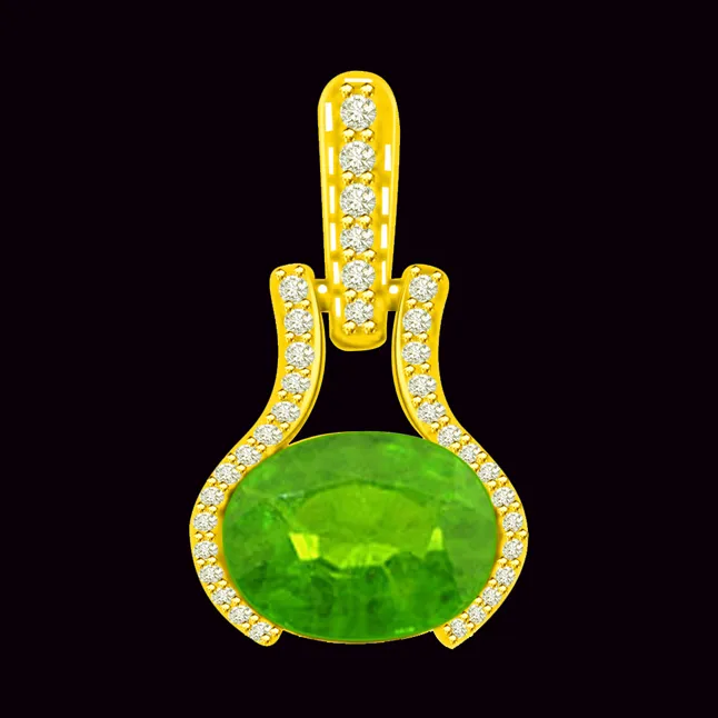 Ravishing Green 1.40 TCW Real Emerald And Diamond Pendant In Yellow Gold (P1137)