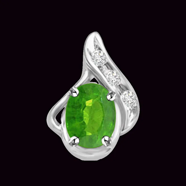 Gorgeous Green Drop 1.05 TCW Real Emerald And Diamond Pendant In White Gold (P1146)