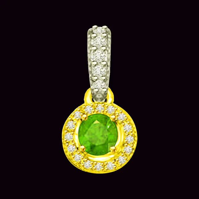 Shining Princess 0.80 TCW Two Tone Pendant Of Real Emeralds And Diamonds (P1155)