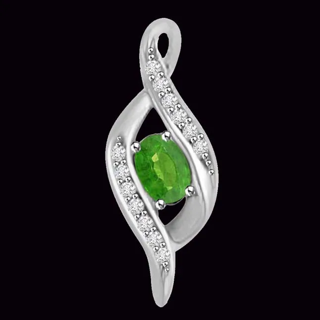 Lemonade Lake 0.30 TCW Elegant Real Emerald And Diamond Pendant (P1159)