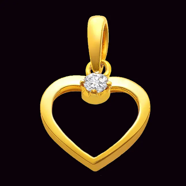 Evening Beauty Solitaire Real Diamond Pendant in 18kt Yellow Gold (P115)