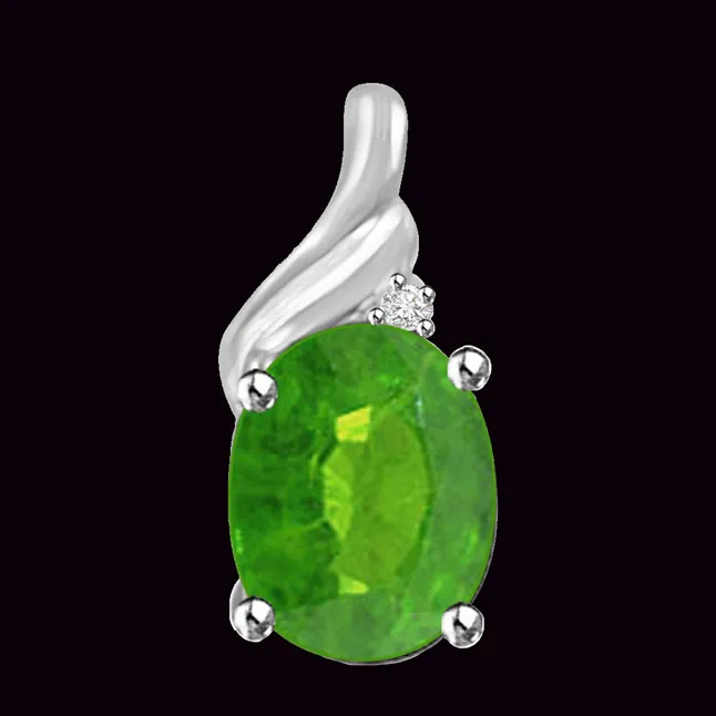 Unlimited Greenery Real Emerald And Diamond Pendant In 14kt White Gold (P1171)