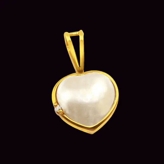 White Chocolate Heart Shape Diamond Pendants