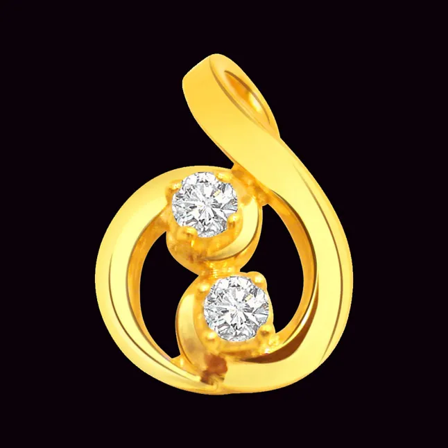 Cute Cookie Real Diamond Pendant in 18kt Yellow Gold (P135)