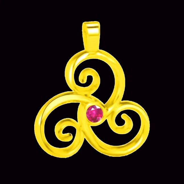 Blush Blossom: Pink Rhodolite Floral Pendant in 18kt Yellow Gold (P1404)