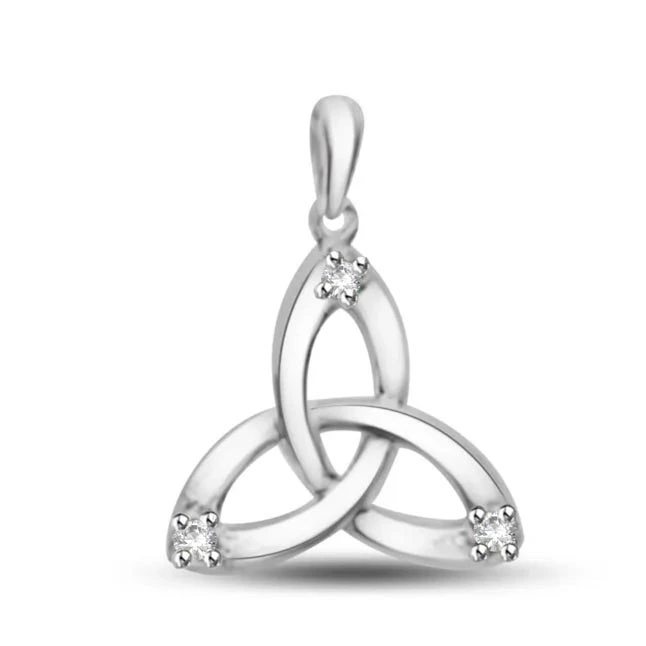 Trinity Gleam: Diamond Triangle Pendant in 14kt White Gold (P1405)