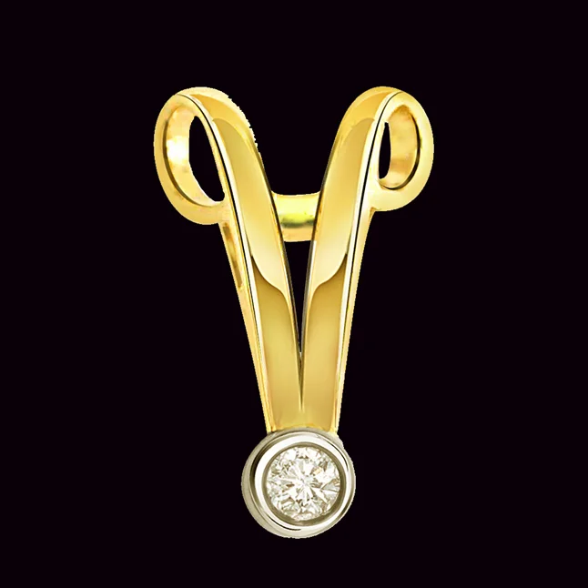 Small Yet Stunning – 0.15ct Real Diamond Solitaire Pendant in 14kt Gold (P1438)