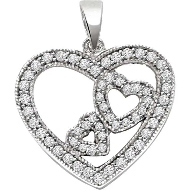 Queen Of Heart Diamond Pendants