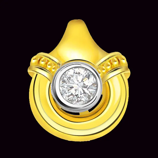 Exotic Bloom Brilliant Real Diamond Solitaire Pendant (P300)