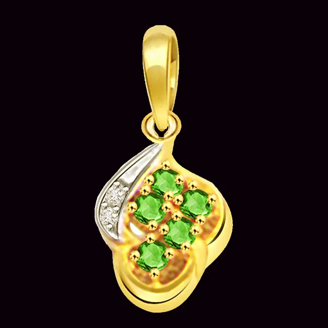 Classic Real Diamond & Emerald Pendant (P513)