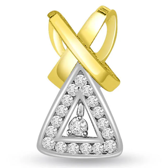 0.25 cts Trendy Triangle Two Tone Diamond Pendants