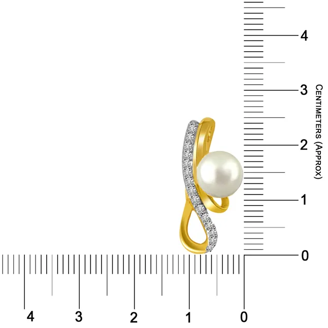 Very Seren White Round Real Pearl And Diamond 18kt Gold Pendant For Daily Wear (P716)