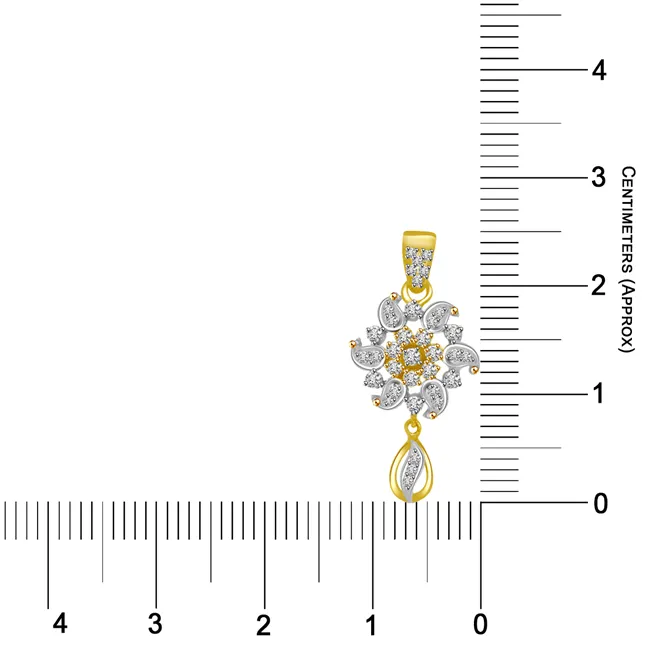 Sparkling Star Diamond & 18kt Gold Pendants For Your Lady Love -Designer Pendants
