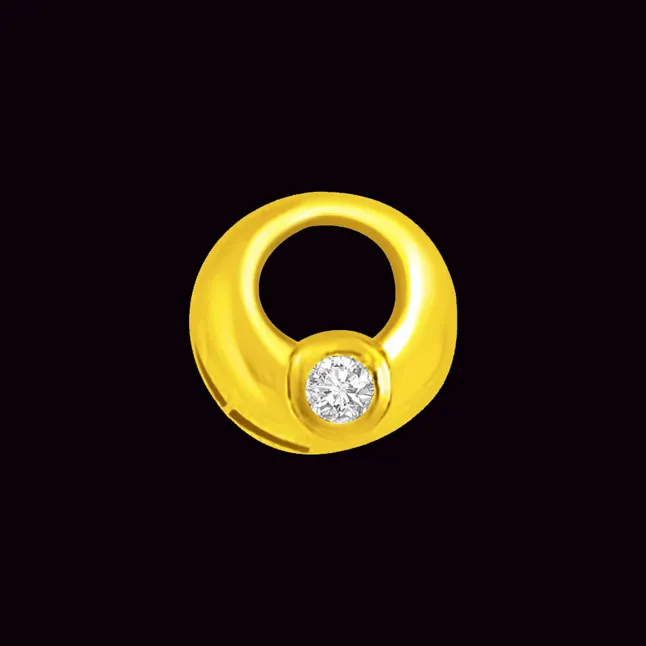 rings shaped 18kt Yellow Gold Pendants with Diamond -Solitaire