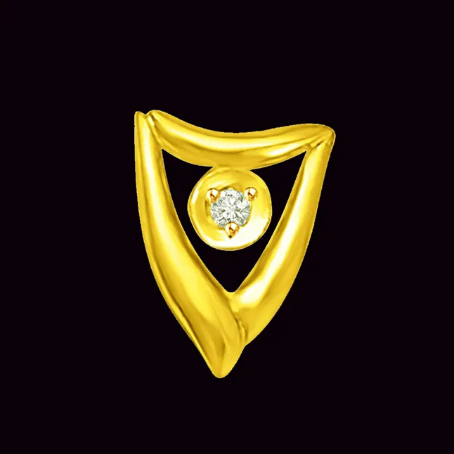 Fancy Shaped Small Solitaire Diamond Pendant in 18kt Yellow Gold (P781)