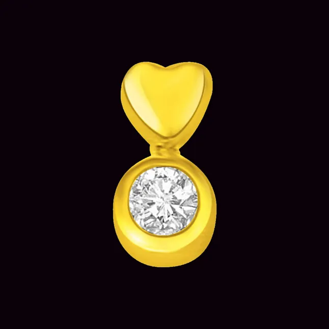 0.36cts Big Round Diamond Heart Solitaire Pendant in 18kt Yellow Gold (P785)