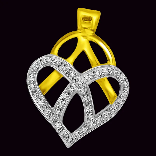 Heart's Delight Pendant of Real Diamond & Gold (P861)