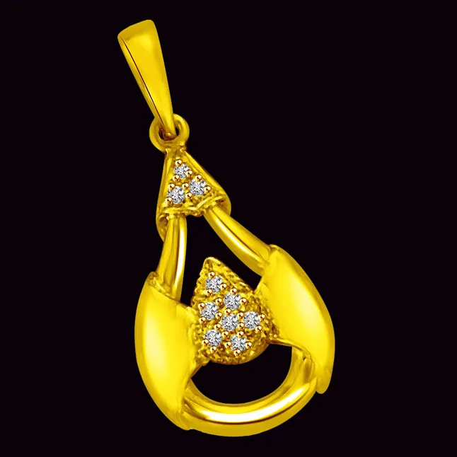 Precious Knot 0.07cts Gold & Real Diamond Pendant for Your Queen (P867)