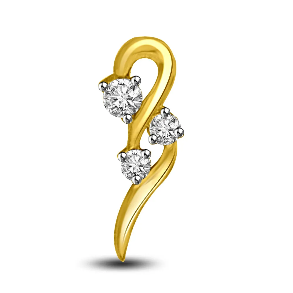 0.10 TCW Elegant Diamond Pendants in yellow gold -Designer Pendants