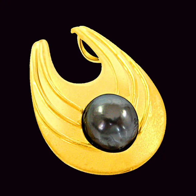 Maiden -Diamond Pendants