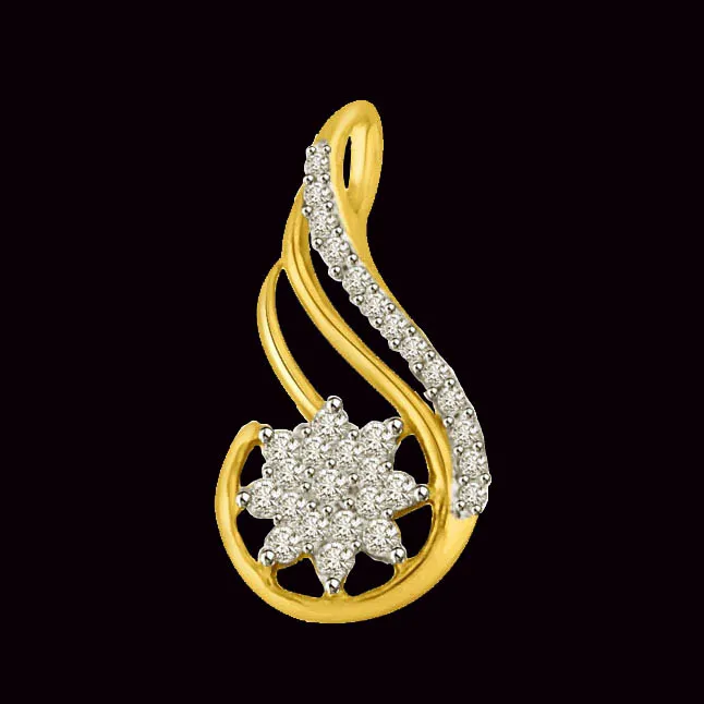 Star & Stripes Two Tone 18kt Yellow Gold & Real Diamond Pendant (P992)