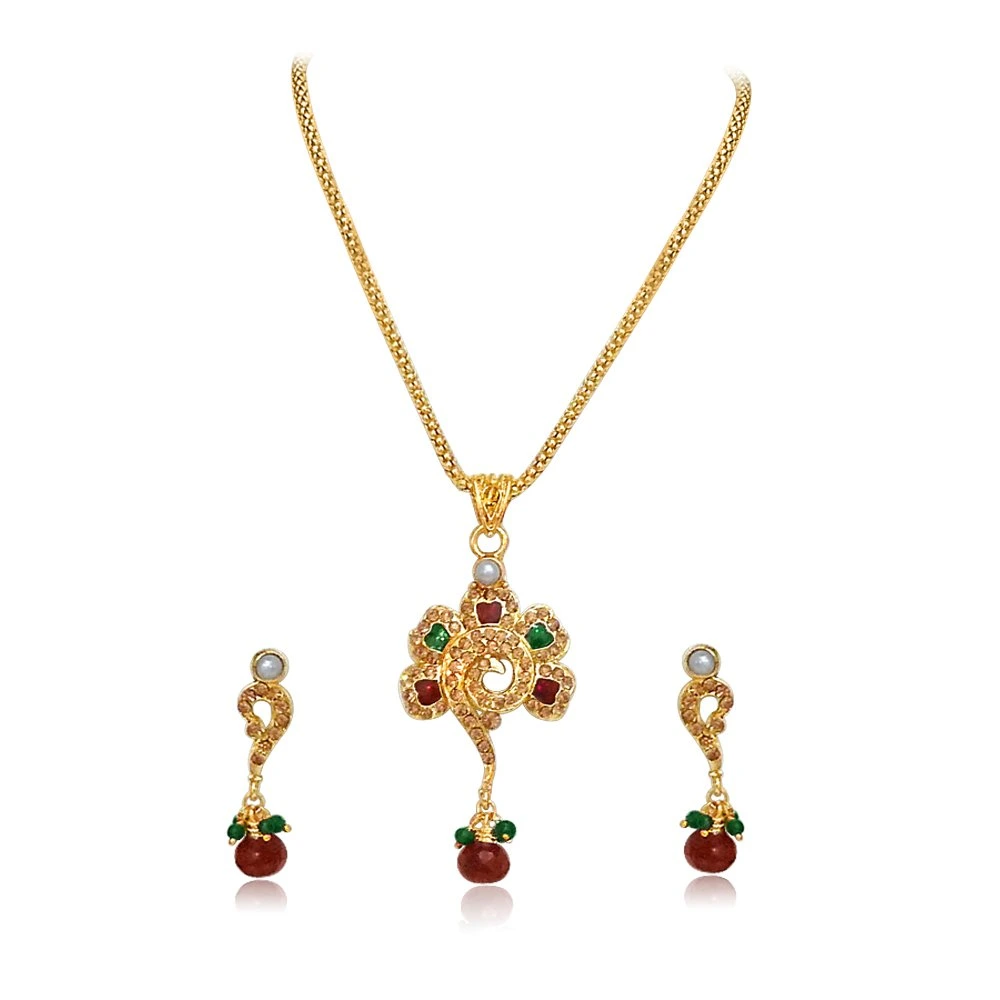 Flower Shaped Polki & Gold Plated Pendant Necklace & Earring Set (PS43)