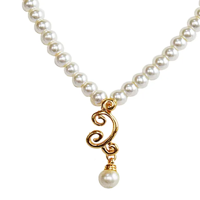 Single Line Shell Pearl & Gold Plated Pendant Necklace for Women (PS582)