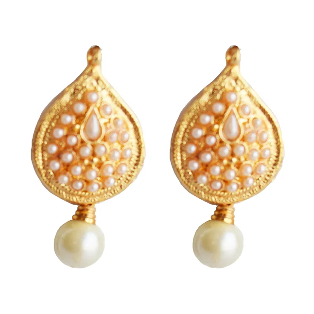 Traditional Drop Shaped White stone Gold Plated Pendant Necklace & Earring Set (PS616)