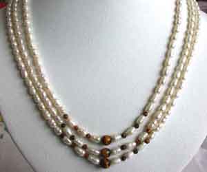 Real Pearl Magic – A Necklace That Channels Earth & Elegance (SN20)