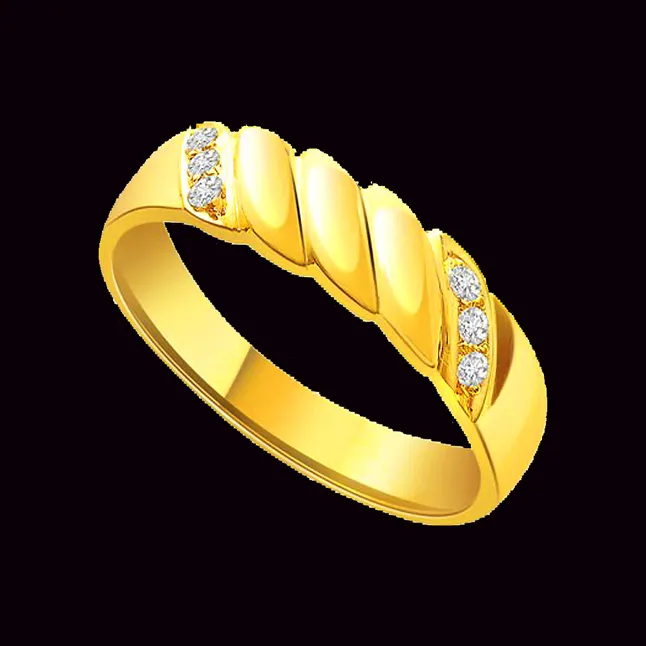 Glassy Gold Diamond Ring (S247)