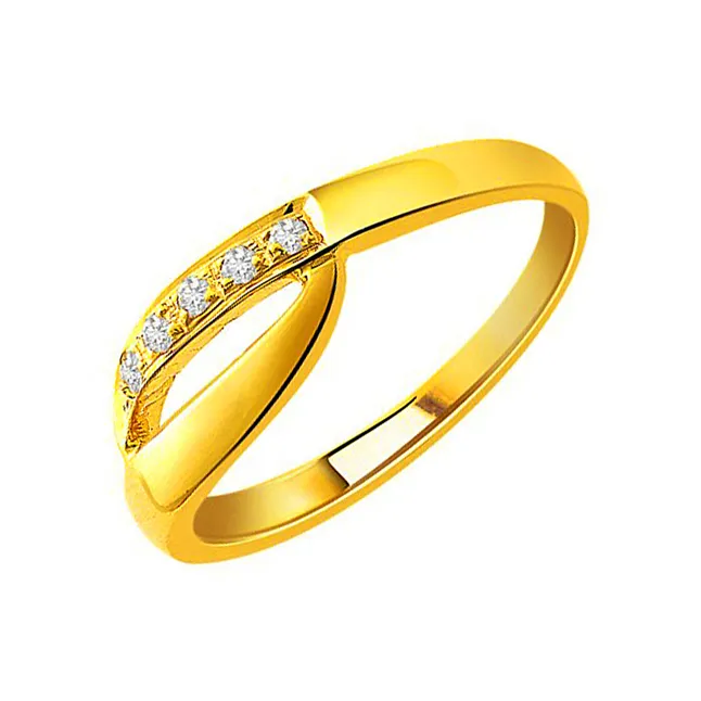 Really Romantic Gold n Diamond Ring (S255)