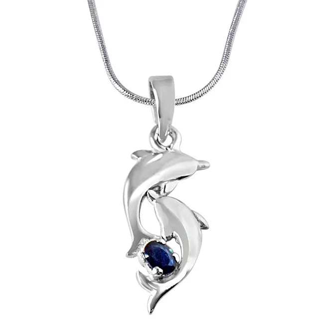 Amazing Twist Blue Oval Sapphire & 925 Sterling Silver Pendant with 18 IN Chain (SDP287)