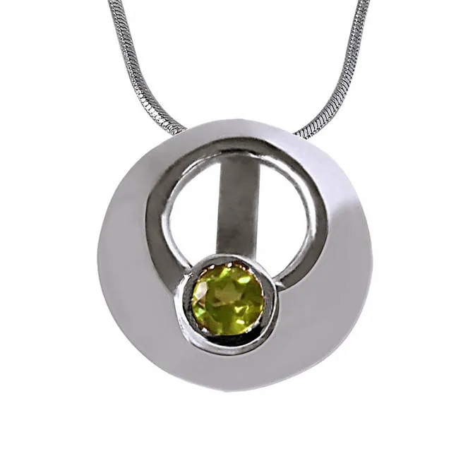 Sparkling Circle - Green Peridot 925 Sterling Silver Pendant with 18 IN Chain (SDP347)