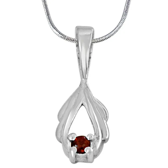 Drop Shaped Red Garnet and 925 Sterling Silver Pendant with 18 IN Chain (SDP457)