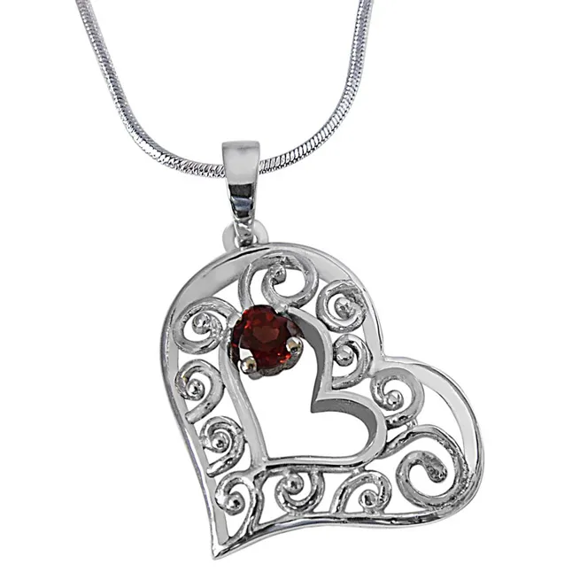 Red Round Garnet in Heart Shape 925 Sterling Silver Pendant with 18 IN Chain (SDP499)