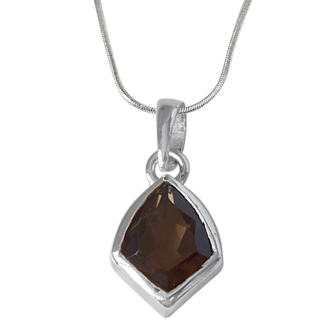 Kite Shaped Smokey Topaz and 925 Sterling Silver Pendant with 18 IN Chain (SDP530)