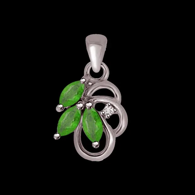 Greeno Mania Twist - Real Diamond, Green Emerald & Sterling Silver Pendant with 18 IN Chain (SDP242)