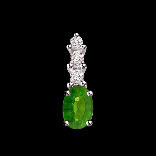 Greeno Mania - Real Diamond, Green Emerald & Sterling Silver Pendant with 18 IN Chain (SDP244)