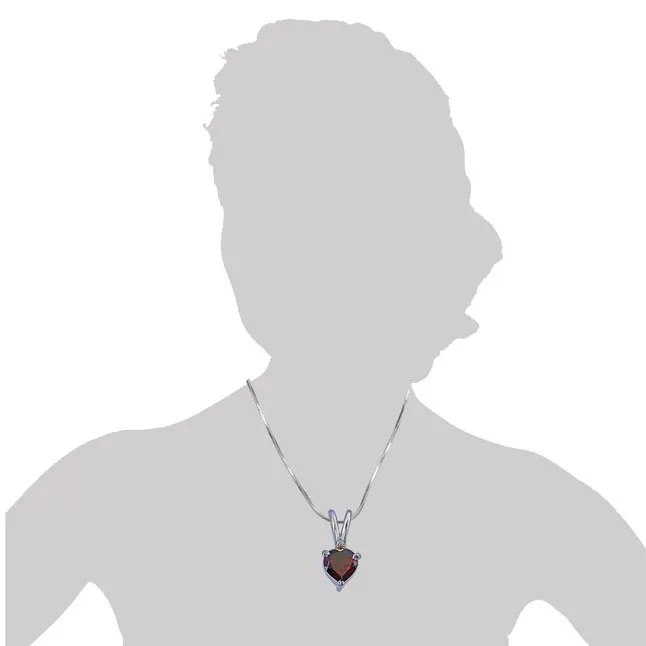 Diamond & Heart Shape Garnet in 925 Silver Pendant with 18 IN Chain (SDP262)