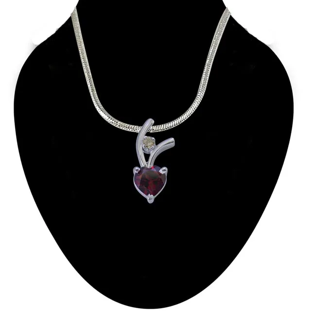 Very Chic Diamond & Heart Shaped 925 Silver Pendant with 18 IN Chain (SDP266)