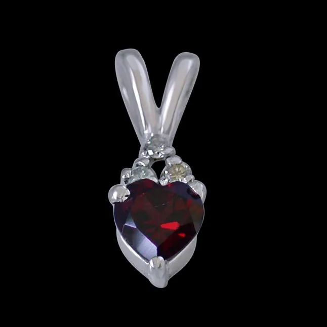 3 Diamond Set on Top of Heart Shape Garnet 925 Silver Pendant with 18 IN Chain (SDP267)